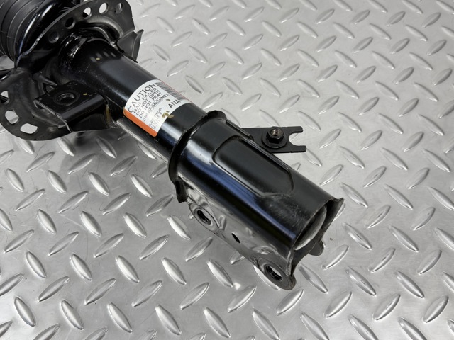 HG9Z18124F FORD Амортизатор передний левый купить в Кривой Рог