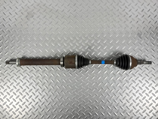 Полуось передняя, правая HG9Z3B436D FORD
