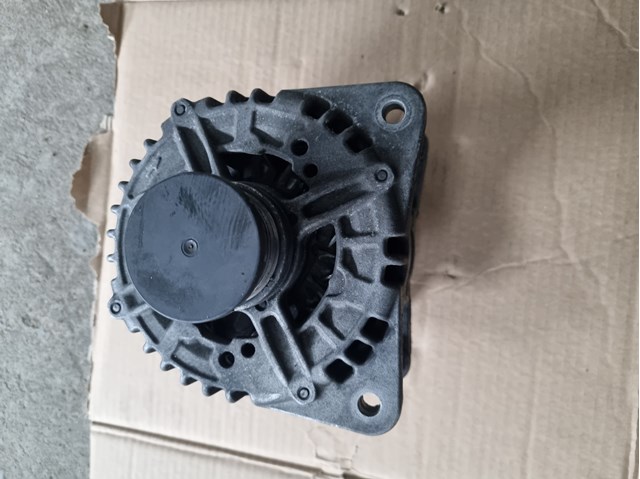 VAG 03G903023F Генератор в наличии Николаев