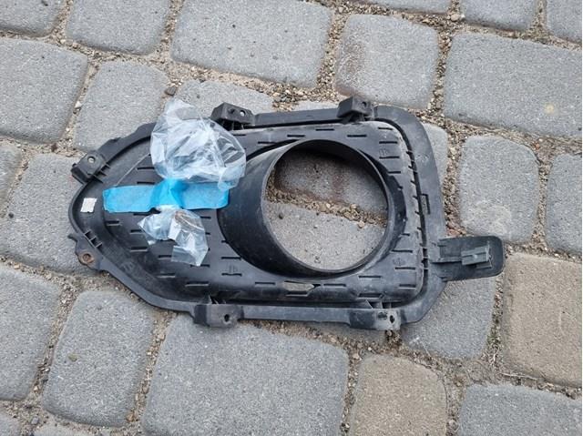 HYUNDAI 865242P010 Заглушка (решетка) противотуманных фар бампера переднего правая в наличии Запорожье