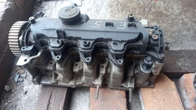 Головка цилиндров 110421067R RENAULT
