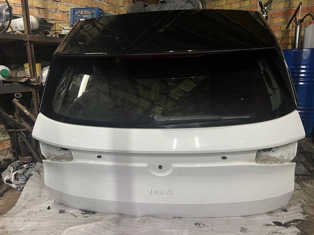 VAG 11A827025A Дверь задняя (багажная 3/5-я (ляда) в наличии Харьков