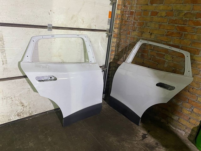 VAG 11A833056 Дверь задняя правая в наличии Каменское