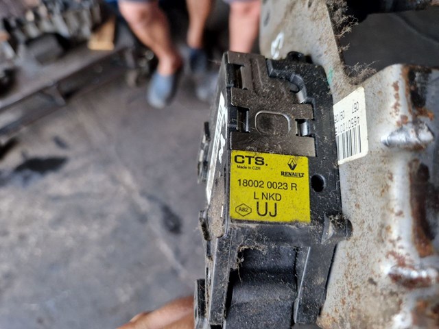 Педаль акселератора 180020023R RENAULT