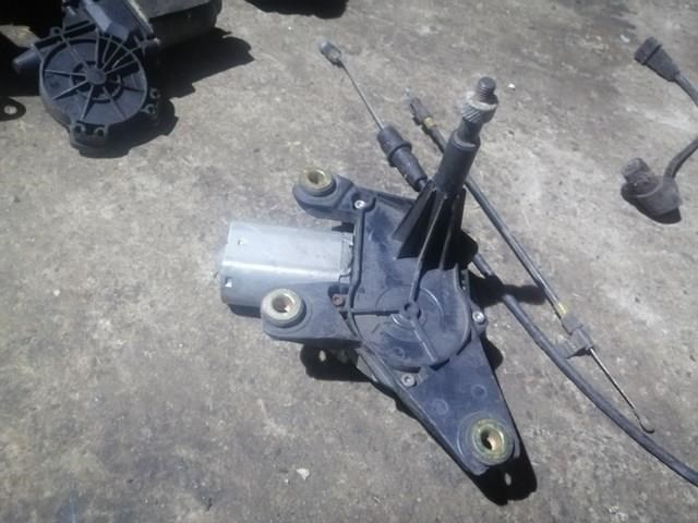 Моторчик заднего стеклоочистителя 8200431385 RENAULT