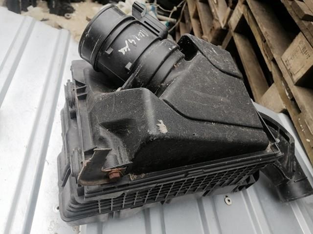 Корпус воздушного фильтра 8200545836 RENAULT