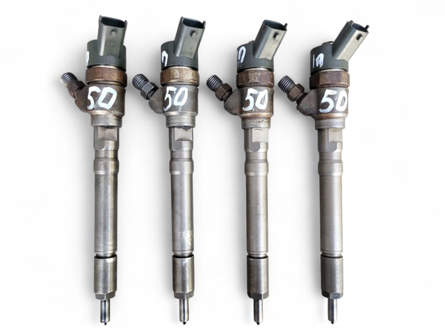 Топливные форсунки 0445110064 BOSCH