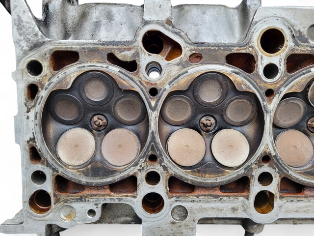 Головка блока в сборе c распредвалами Audi A6 C4