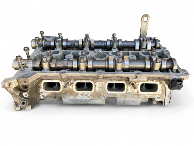 Головка цилиндров 1005A863 MITSUBISHI