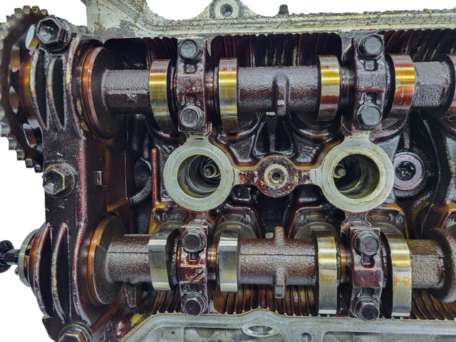 TOYOTA 1110122071 ГБЦ в наличии Одесса