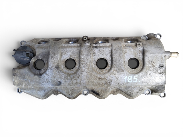 Крышка клапанов 132648H800 NISSAN