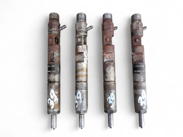 Форсунки 166001137R RENAULT