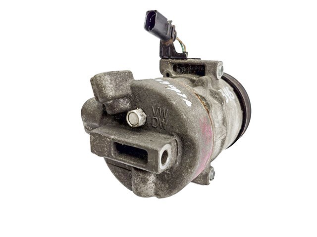 Компрессор климатической установки Volkswagen Polo V