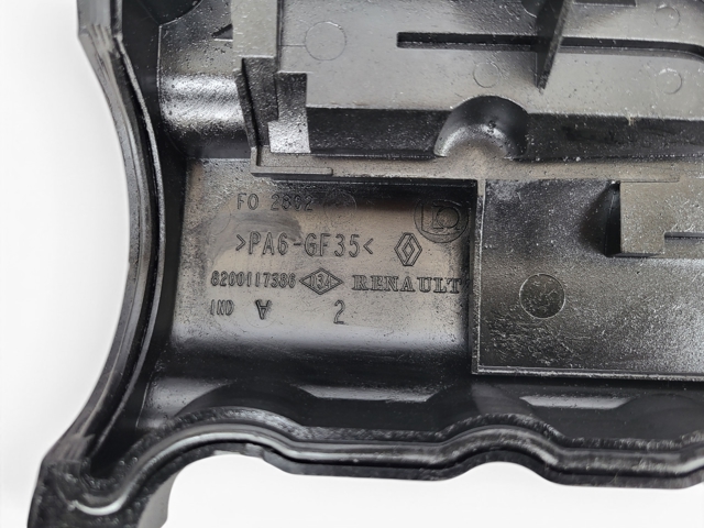 Крышка клапанов 8200117386 RENAULT