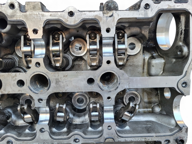 8201300689 RENAULT ГБЦ купить в Львов