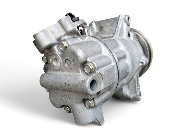 Клапан компрессора кондиционера 926003358R RENAULT
