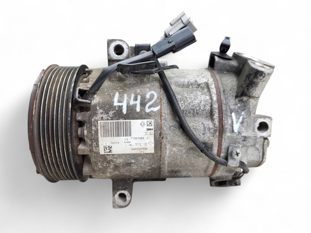 Компрессор кондиционера 926007741R RENAULT