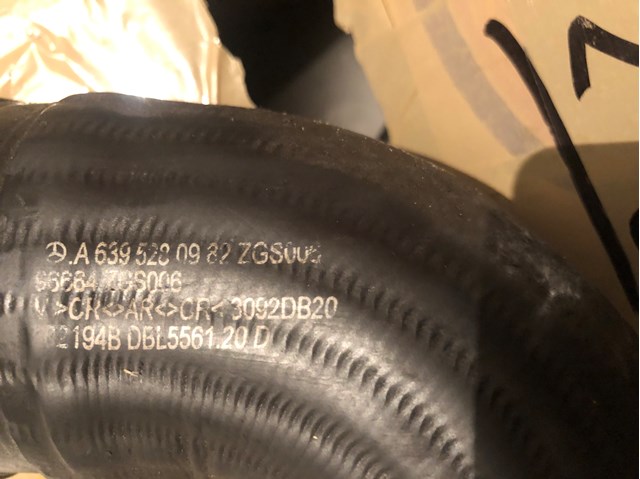6395280982 MERCEDES Шланг (патрубок) интеркуллера купить в Запорожье