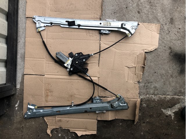 Подъемник механический ветрового стекла 6397200446 MERCEDES