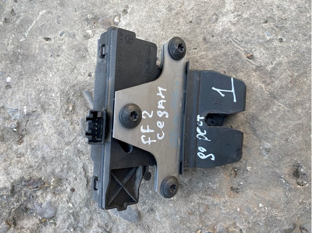 Замок двери багажника 3M51R442A66 FORD