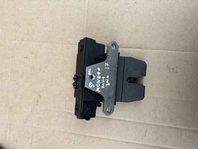Замок пятой двери 3M51R442A66AR FORD