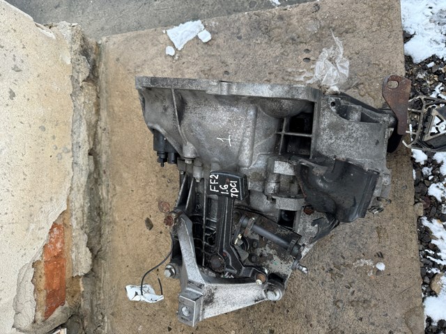 Механическая коробка переключения передач 3M5R7F096YF FORD