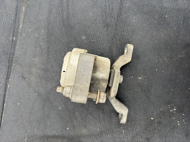 Правая опора ДВС 6G916F012EE FORD