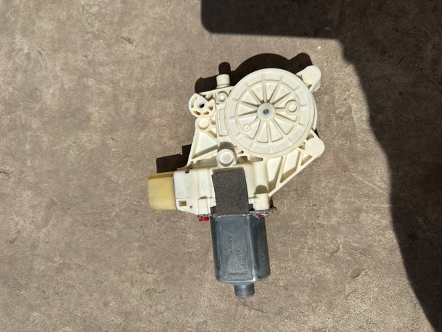 6M2114A389B FORD Мотор стеклоподъемника двери передней левой купить в Полтава