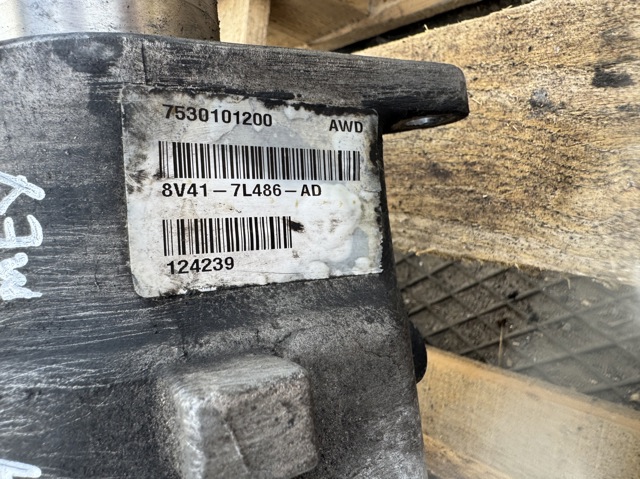 FORD 8V417L486AD в наличии Ужгород