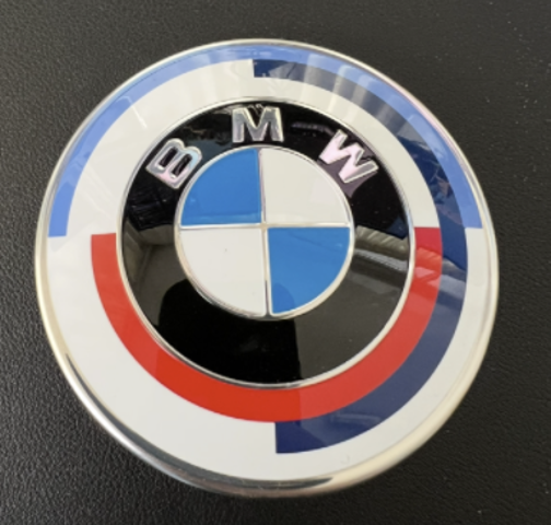 Эмблема на крышку багажника 51148087194 BMW