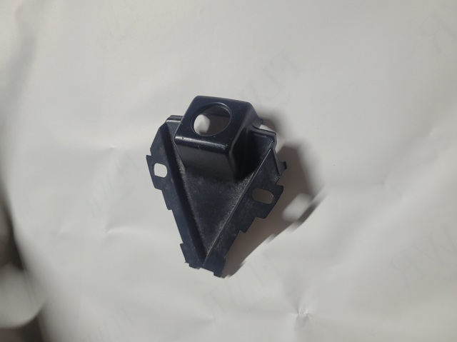 Решетка радиатора 623109NC0A NISSAN