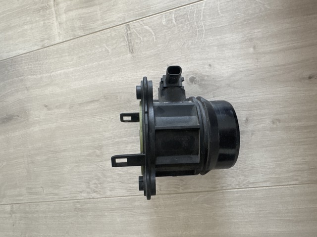 Патрубок дроссельный 11618590724 BMW