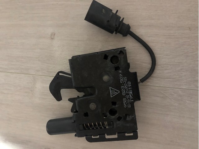 Замок капота 95B823509A PORSCHE