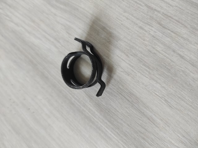 Хомут пружинный N90686902 VAG