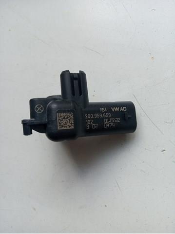 Датчик Эйрбэг передний 2Q0959659 VAG