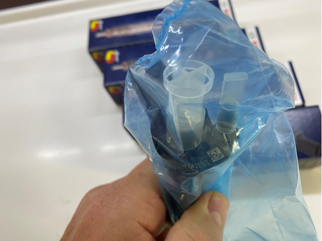 03L130277 BOSCH Топливные форсунки купить в Черновцы