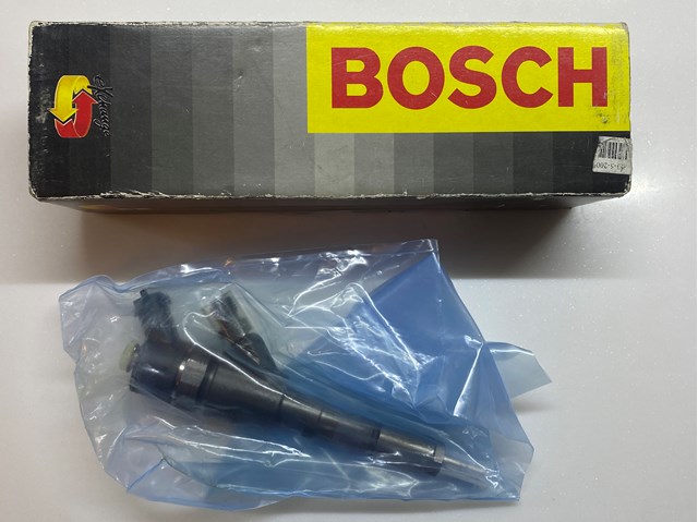 Клапанная форсунка 0445110044 BOSCH