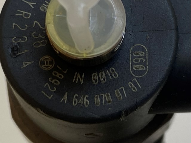 MERCEDES 0445110238 Топливные форсунки в наличии Киев