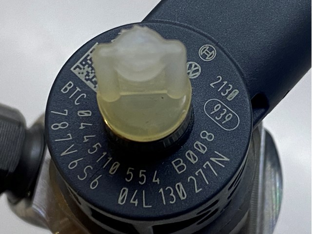 Форсунка впрыска топлива 0445110554 BOSCH