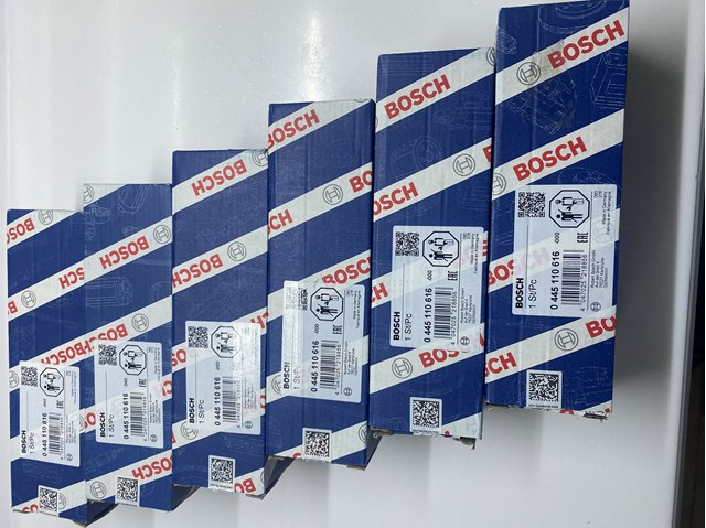 Клапанная форсунка 0445110595 BOSCH