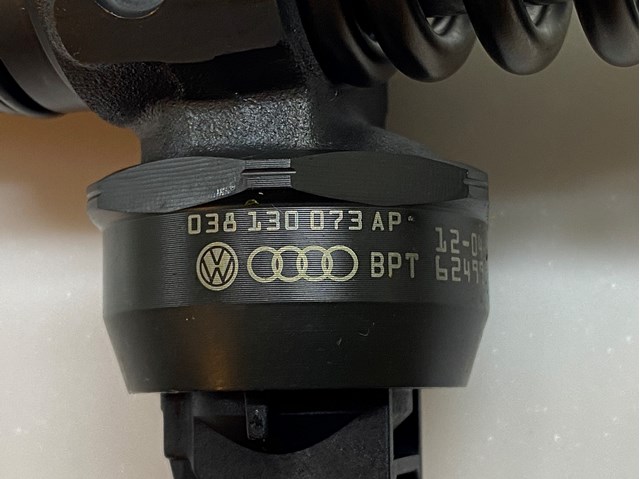 0986441562 BOSCH Форсунка впрыска топлива купить в Каменское