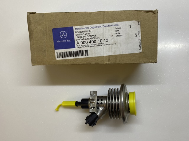 Форсунка впрыска AD BLUE A0004901013 MERCEDES