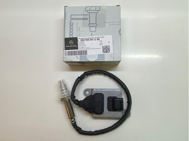 Датчик оксидов азота NOX, задний A0009058411 MERCEDES