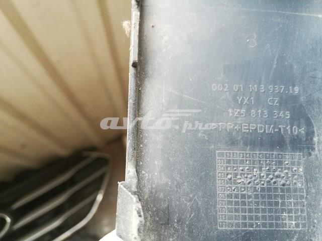 1Z5813345 Накладка бампера заднего левая купить Полтава