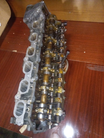 Головка блока цилиндров 11127591617 BMW