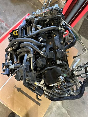 Двигатель голый 101025NAHA NISSAN