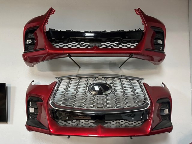 Облицовка радиатора 623105VJ3A NISSAN