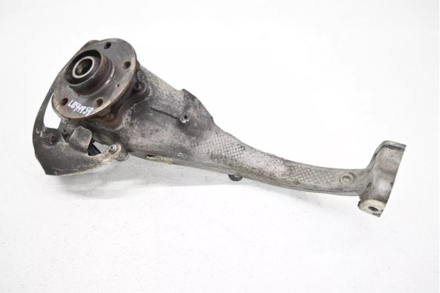 Цапфа передняя правая 95B407254B PORSCHE