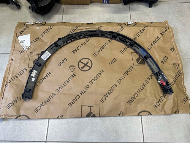 PORSCHE 9Y3854731AG2X в наличии Днепр