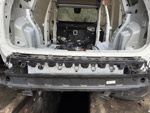 Кронштейн бампера заднего, центральный A2478855500 MERCEDES